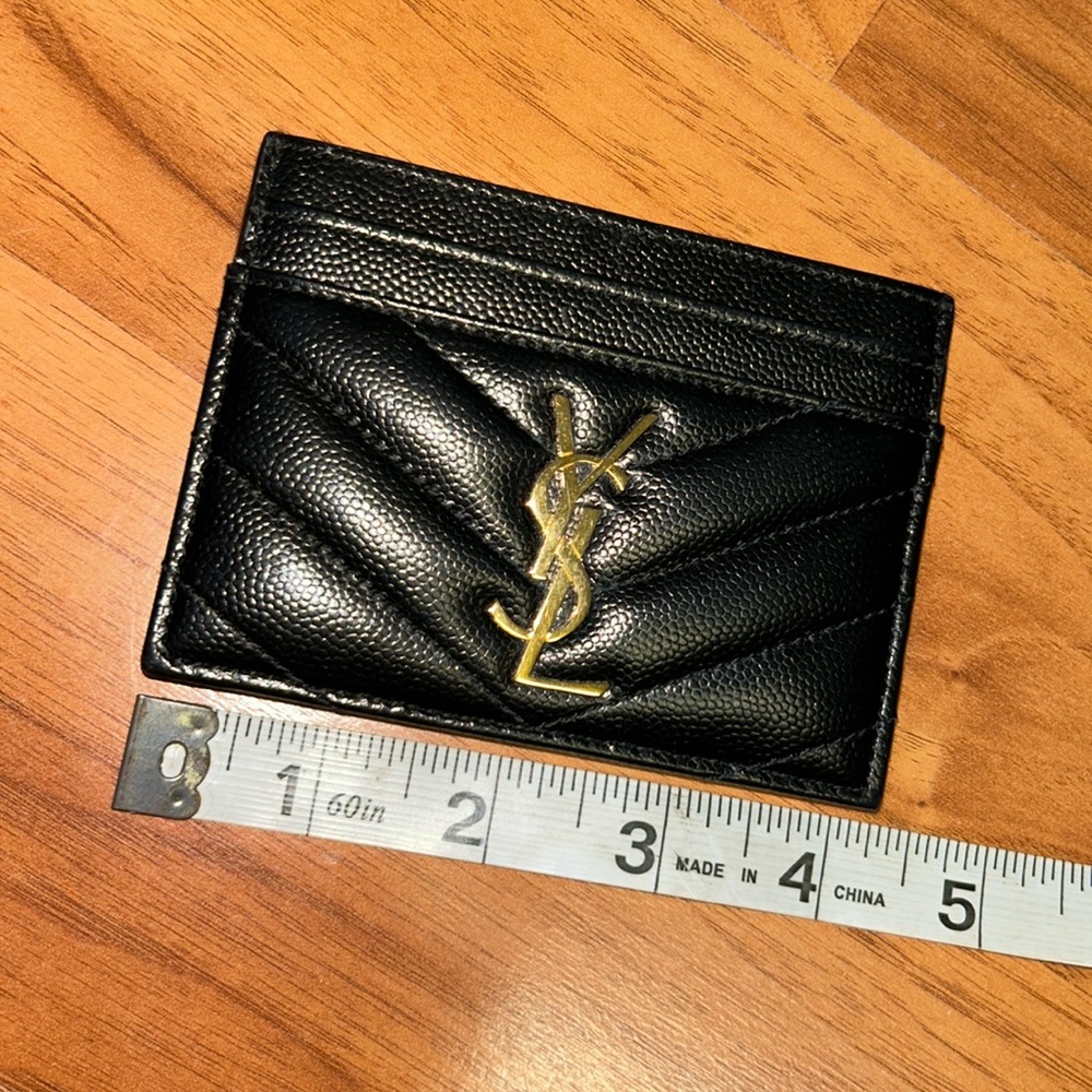 Authentic YSL Monogram Card Case in Grained Leather - Picture 3 of 12